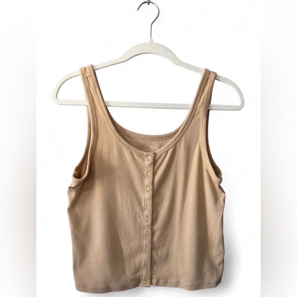 GAP Tan Button-Front Ribbed Tank Top - Picture 4 of 7